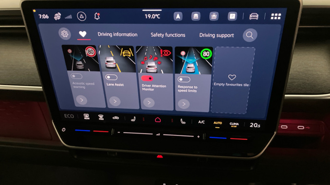 Volkswagen ID. Buzz 250kW GTX Pro 79kWh 5dr 4MOTION Auto Electric Estate - Image 32